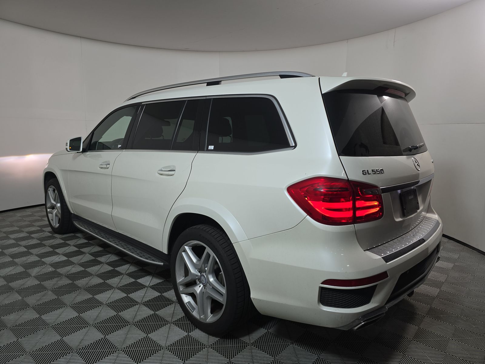 2015 Mercedes-Benz GL-Class GL 550 AWD