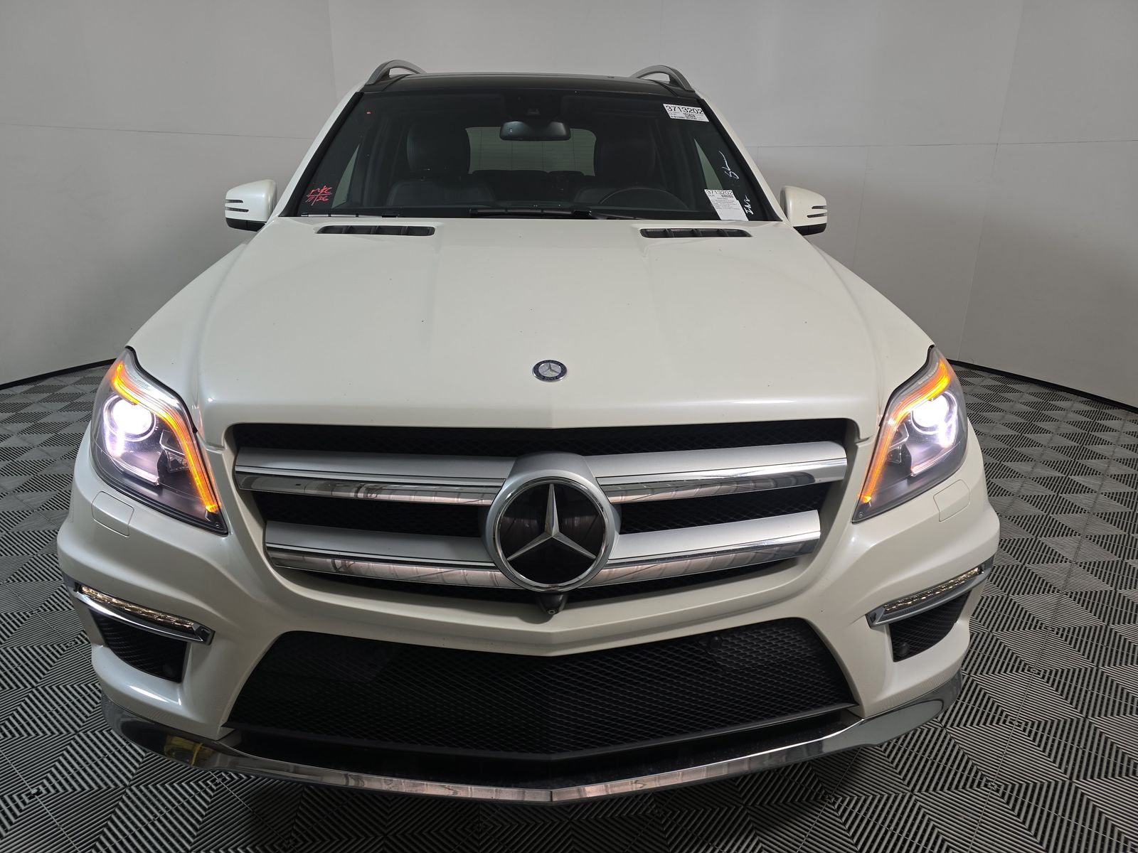 2015 Mercedes-Benz GL-Class GL 550 AWD