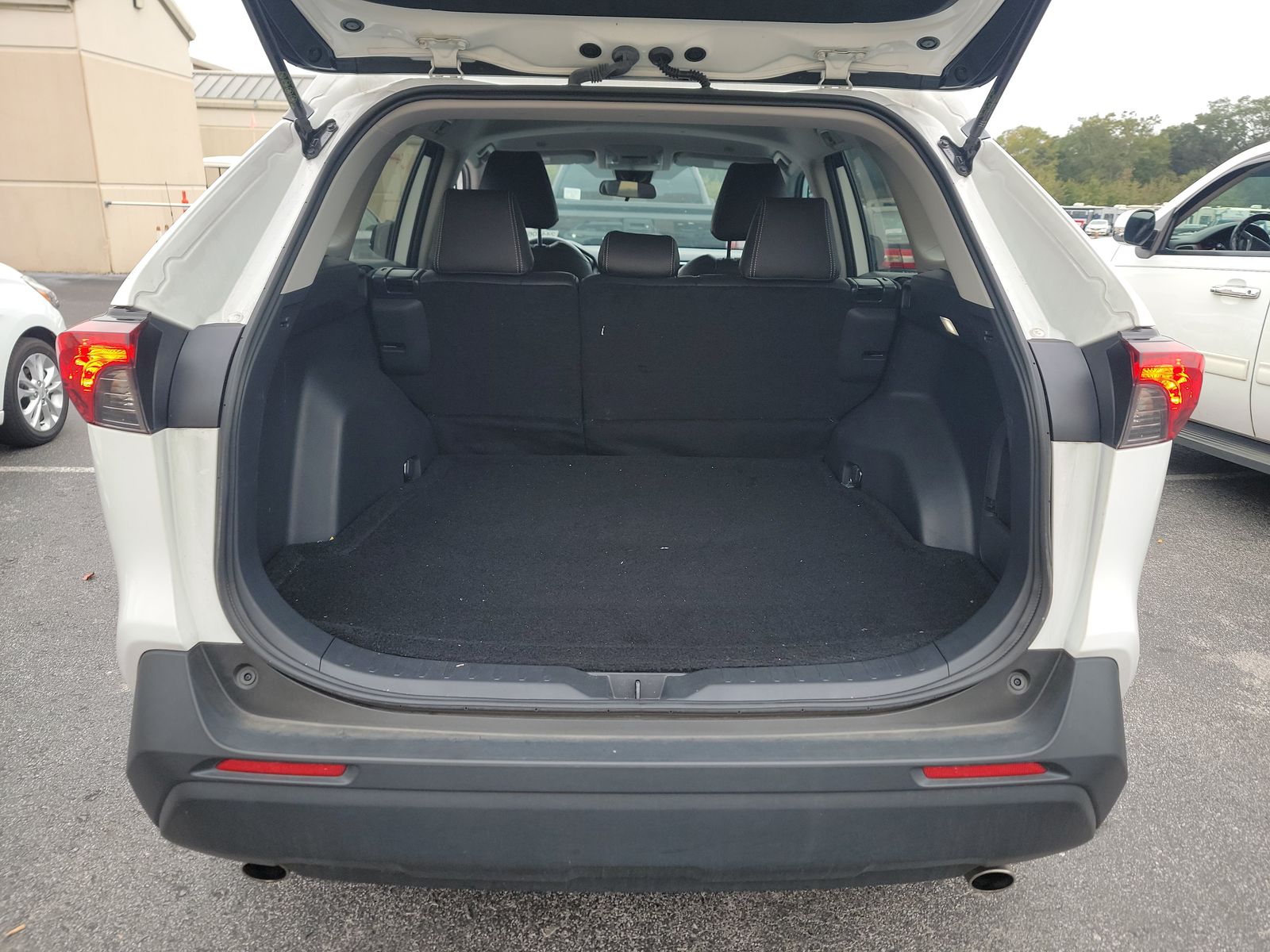 2023 Toyota RAV4 Hybrid LE AWD