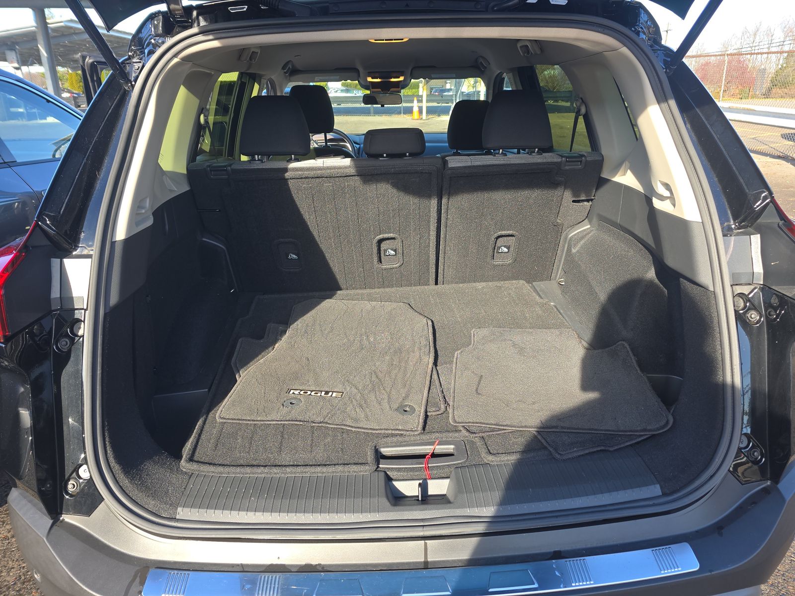 2023 Jeep Grand Cherokee Laredo AWD