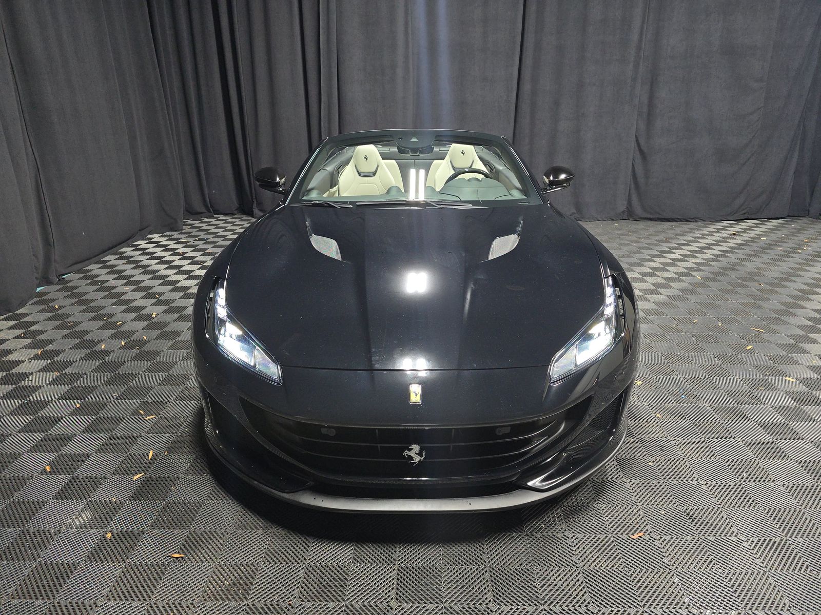 2020 Ferrari Portofino Base RWD