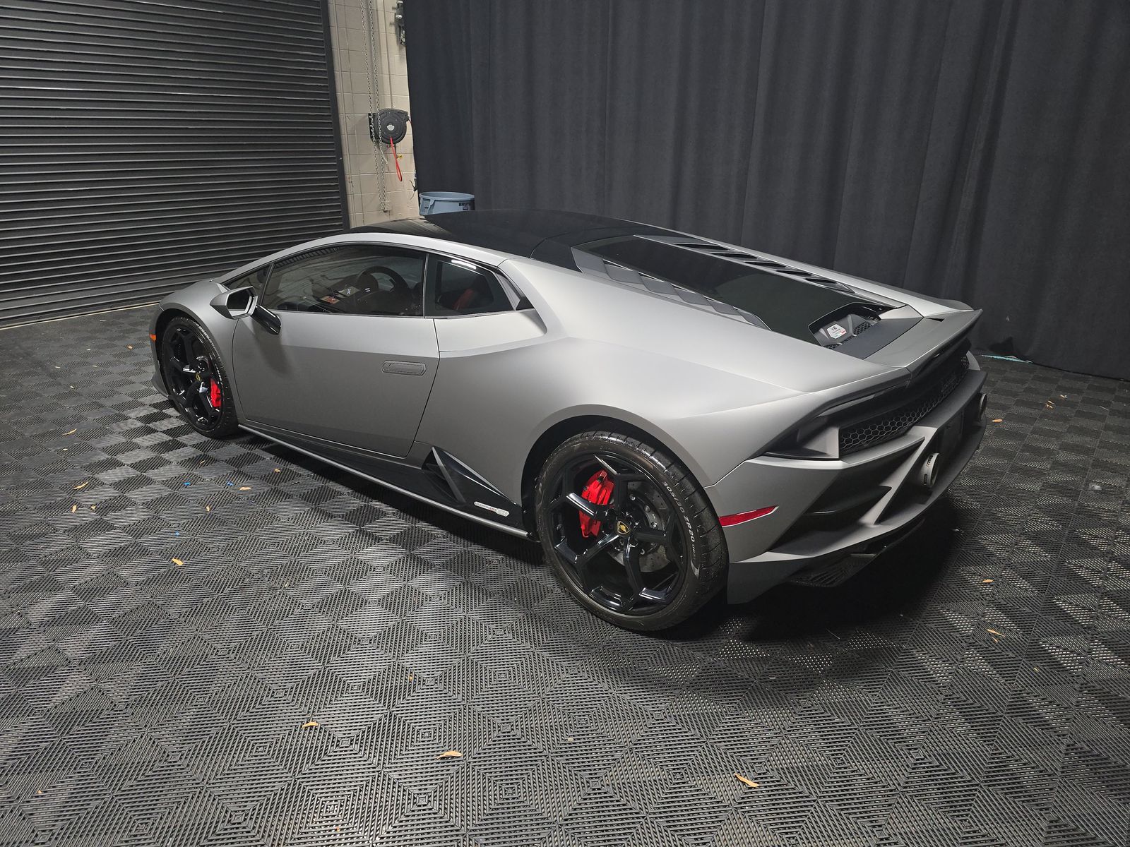 2023 Lamborghini Huracan EVO RWD