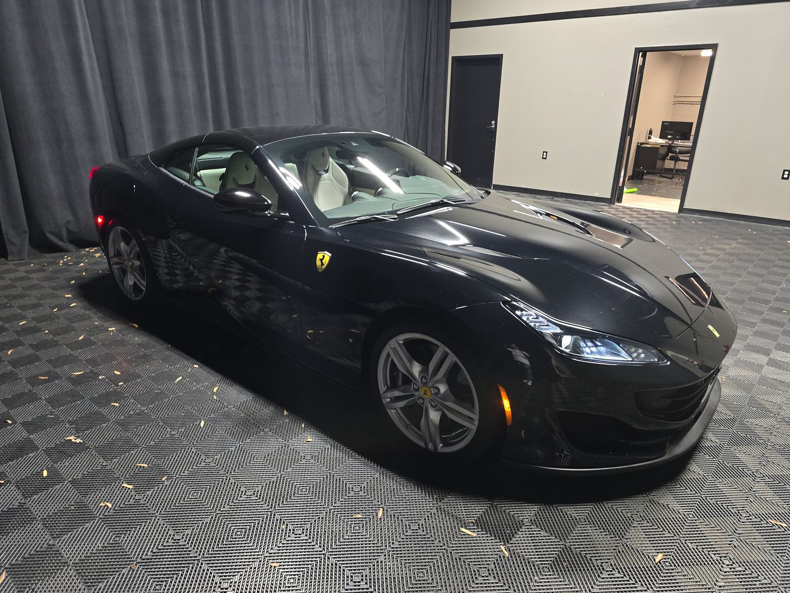 2020 Ferrari Portofino Base RWD