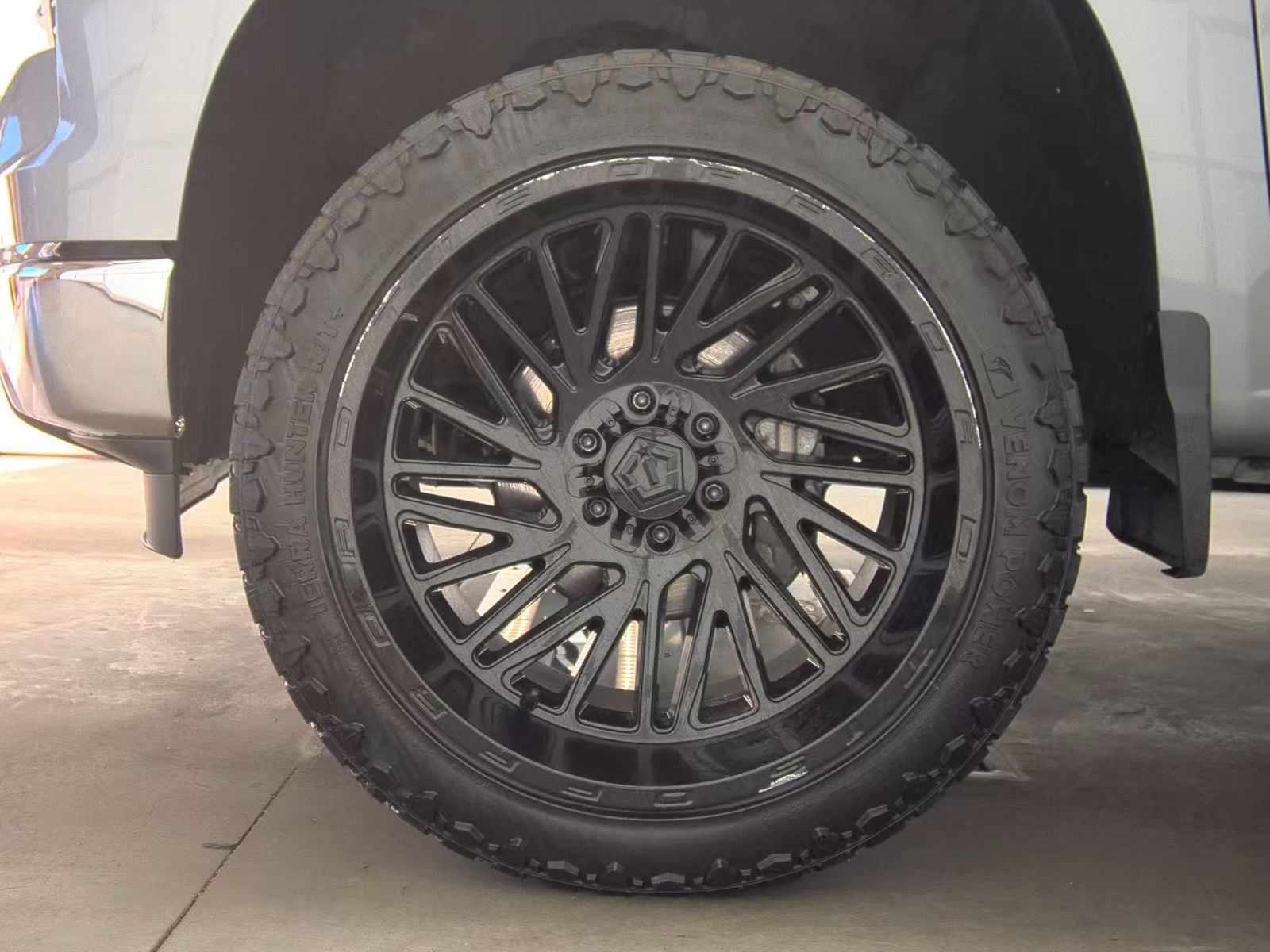 2023 Chevrolet Silverado 1500 LT AWD