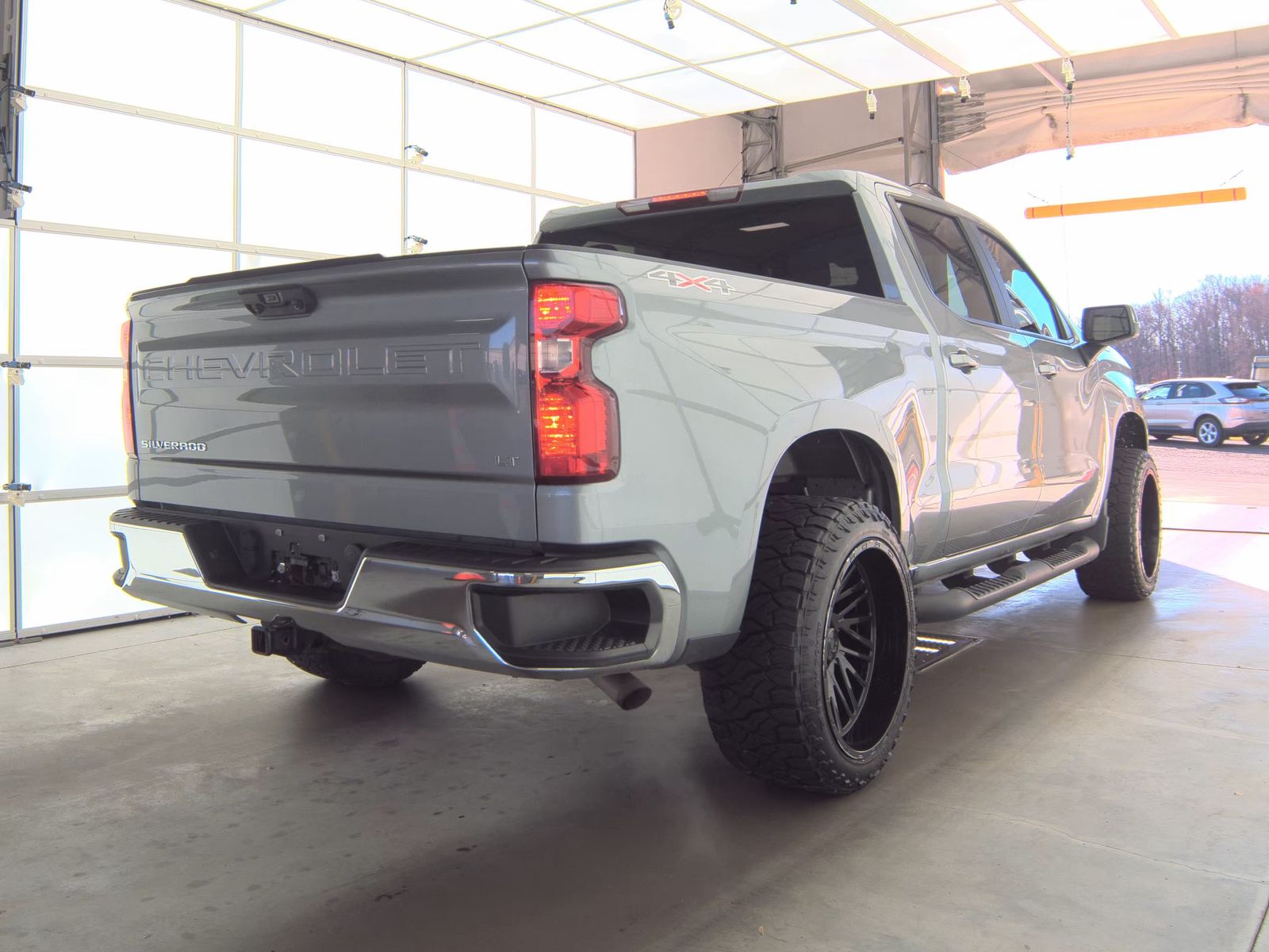 2023 Chevrolet Silverado 1500 LT AWD