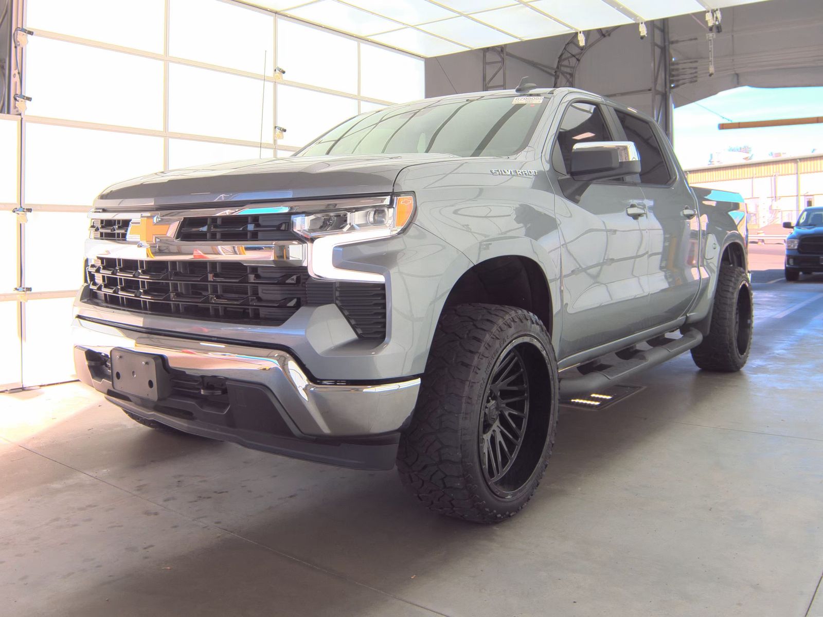 2023 Chevrolet Silverado 1500 LT AWD
