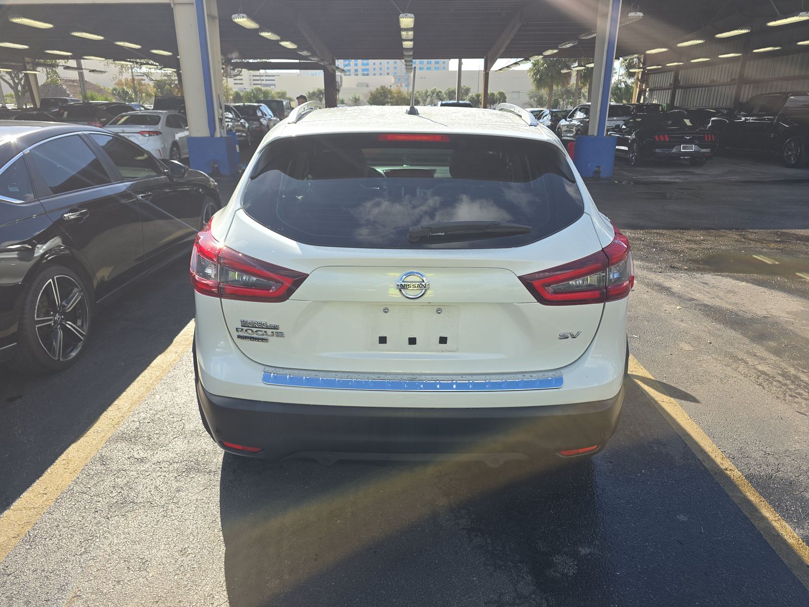 2021 Nissan Rogue Sport SV FWD