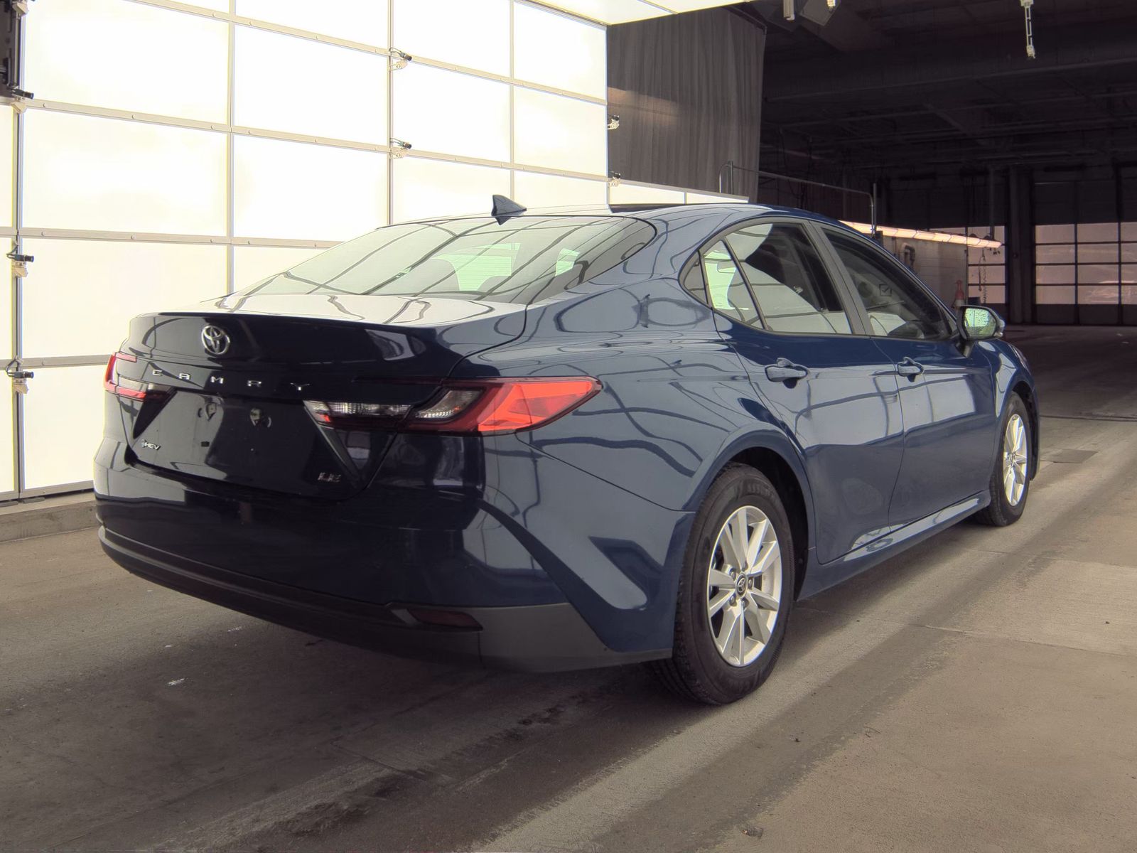 2025 Toyota Camry LE FWD