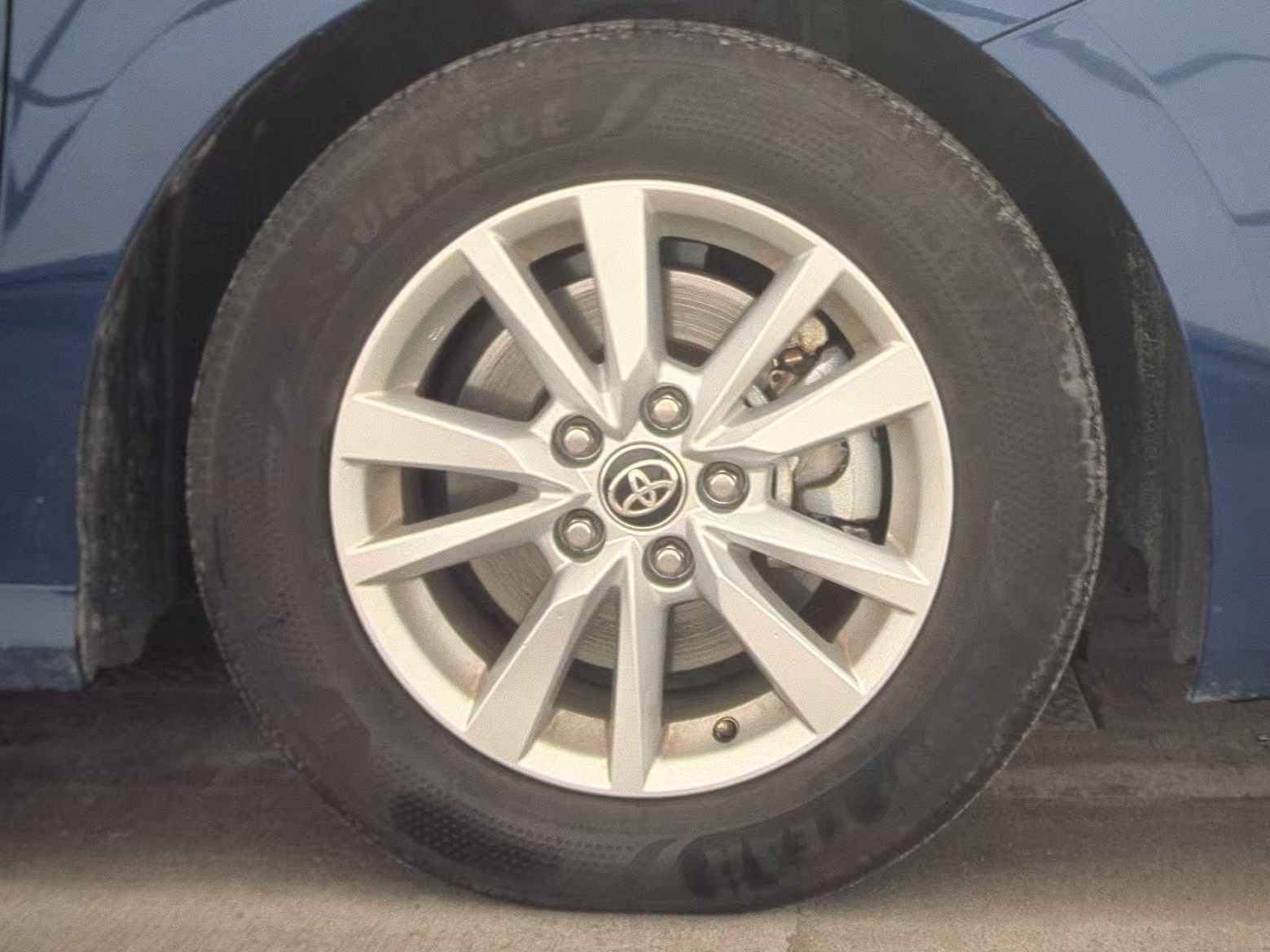 2025 Toyota Camry LE FWD