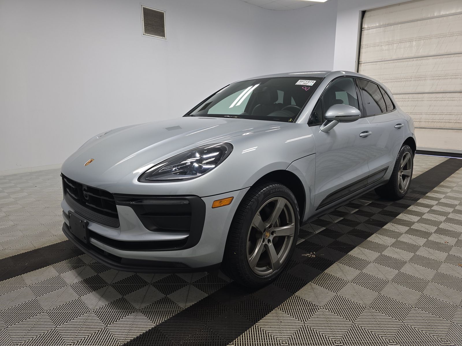 2024 Porsche Macan Base AWD