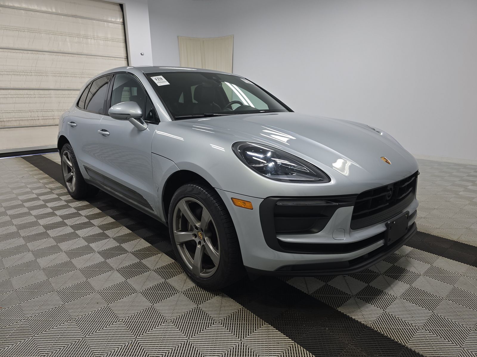2024 Porsche Macan Base AWD