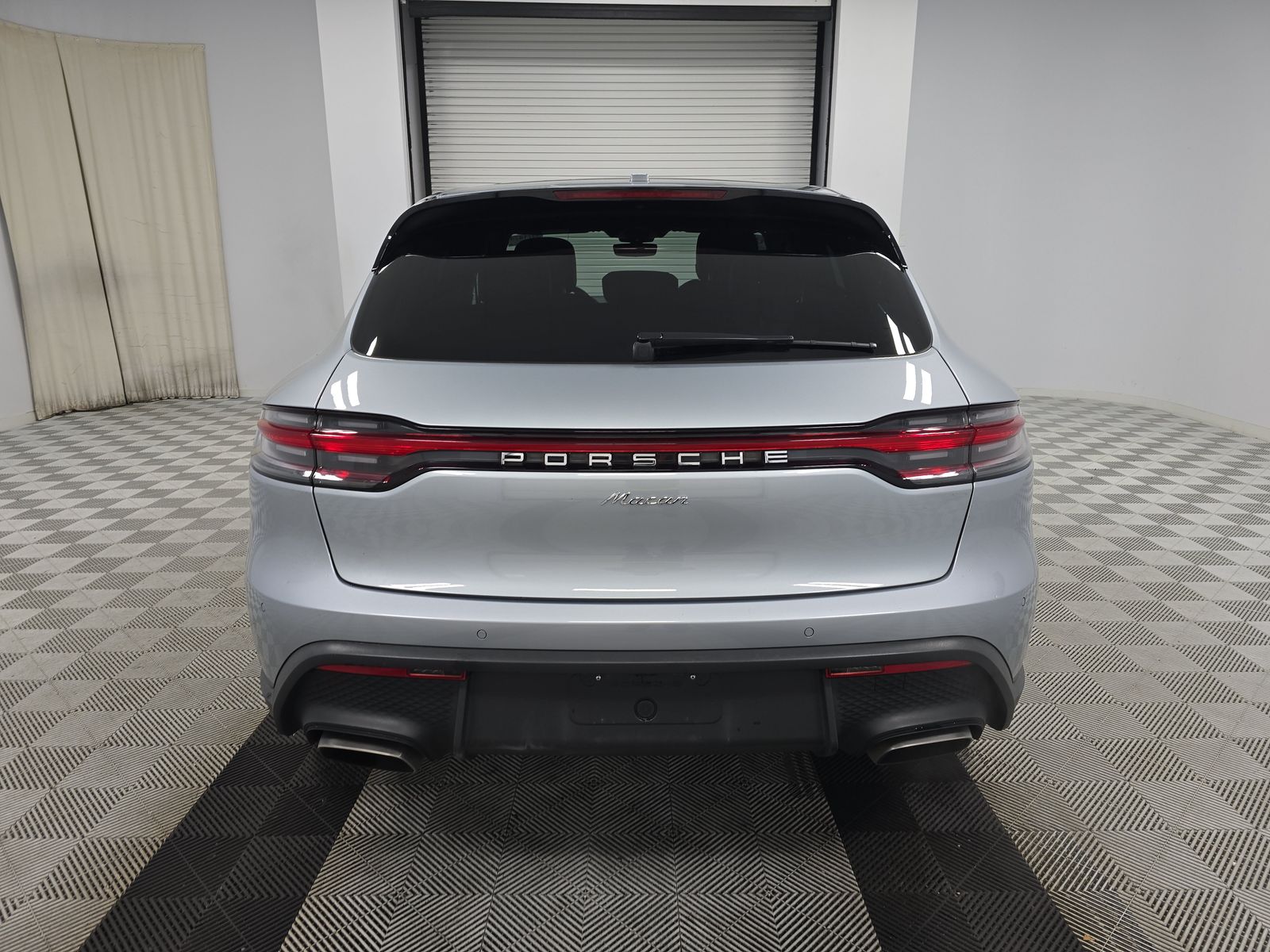 2024 Porsche Macan Base AWD