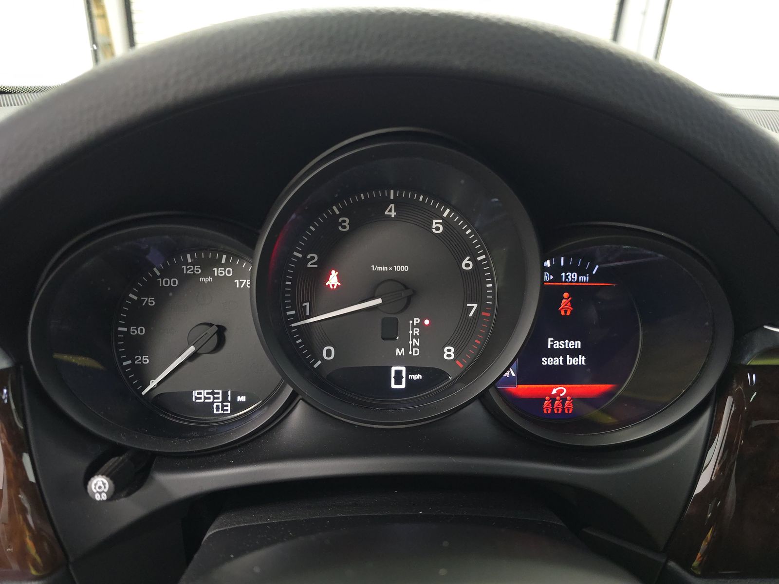 2024 Porsche Macan Base AWD