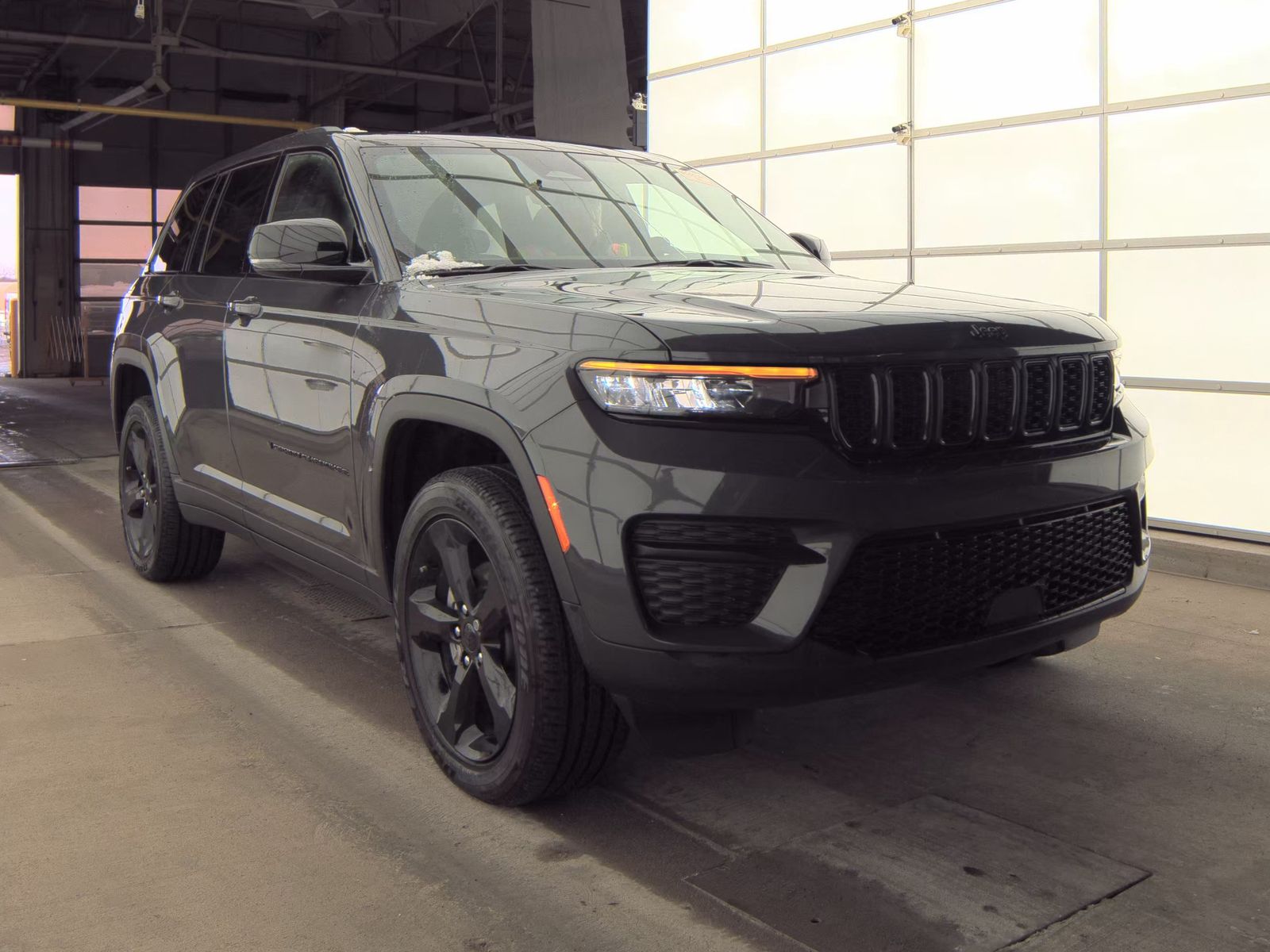 2025 Jeep Grand Cherokee Altitude AWD