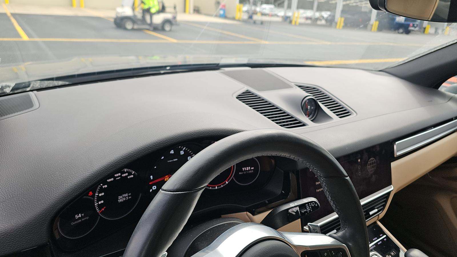 2023 Porsche Cayenne Platinum Edition AWD