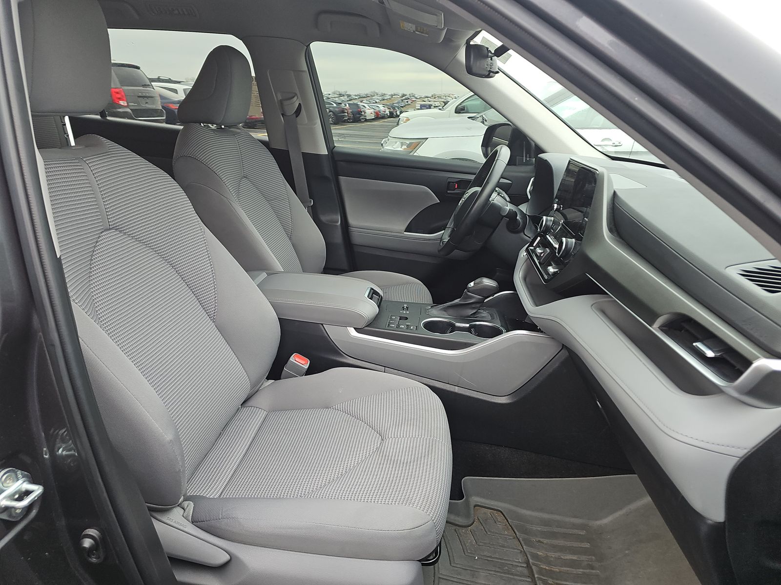 2023 Toyota Highlander Hybrid LE AWD