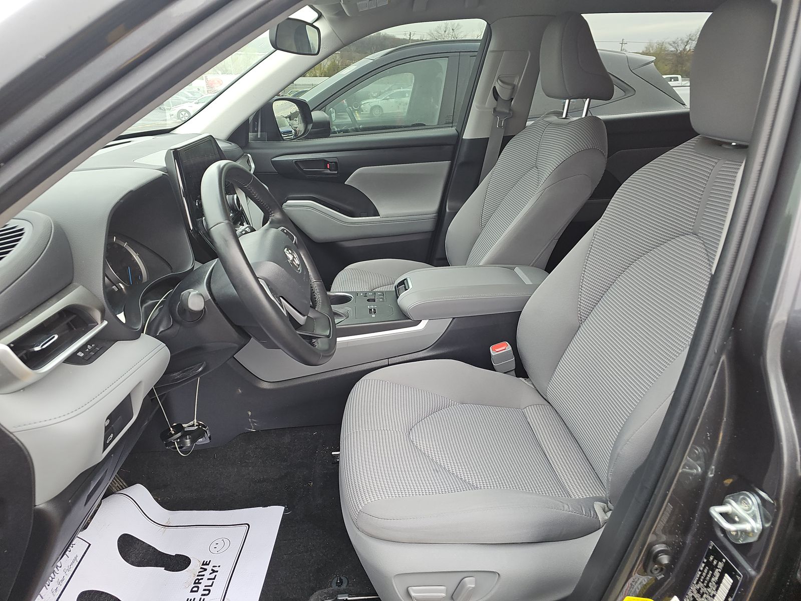 2023 Toyota Highlander Hybrid LE AWD