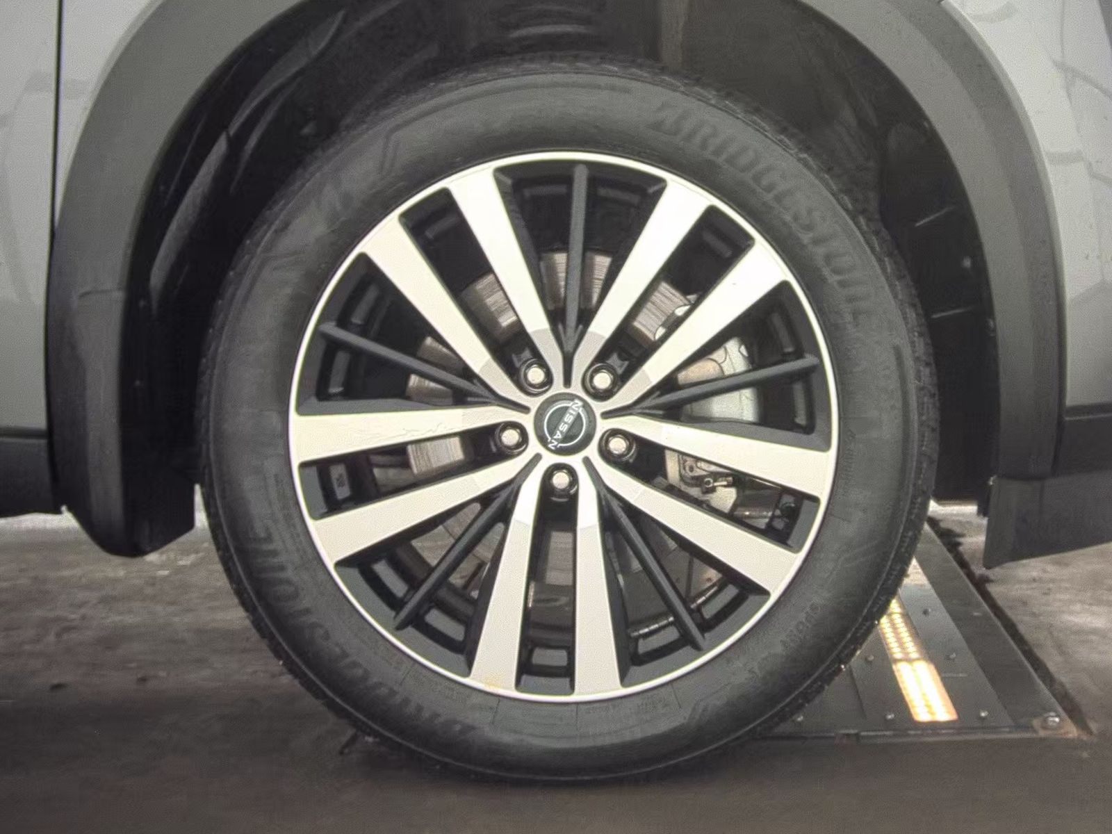 2024 Nissan Pathfinder Platinum AWD