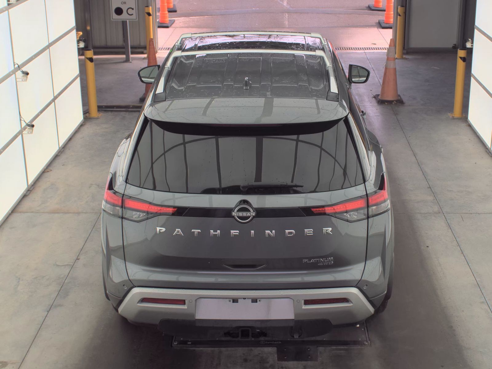 2024 Nissan Pathfinder Platinum AWD