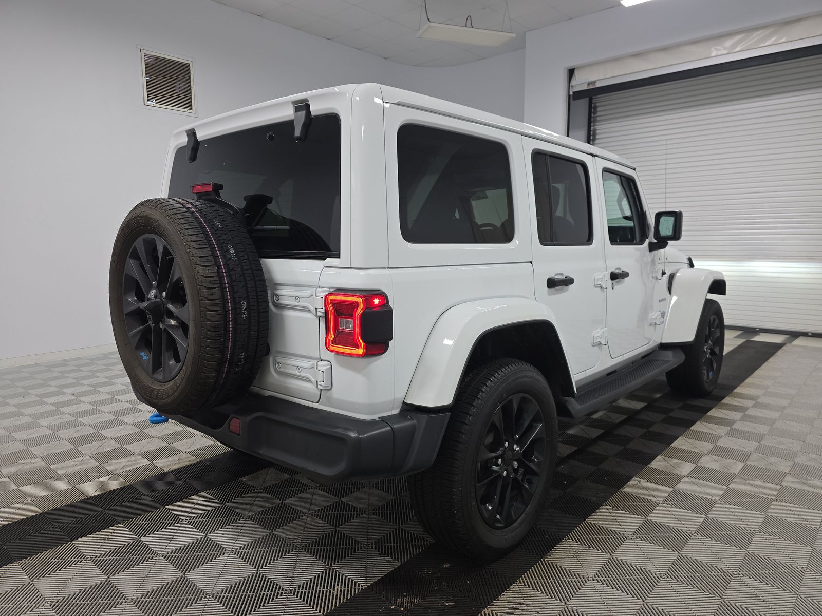 2022 Jeep Wrangler Unlimited 4xe Sahara AWD