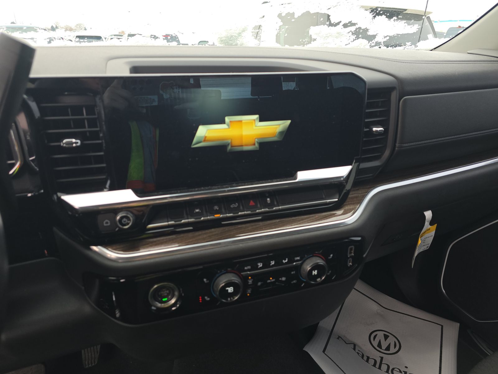 2022 Chevrolet Silverado 1500 LT AWD