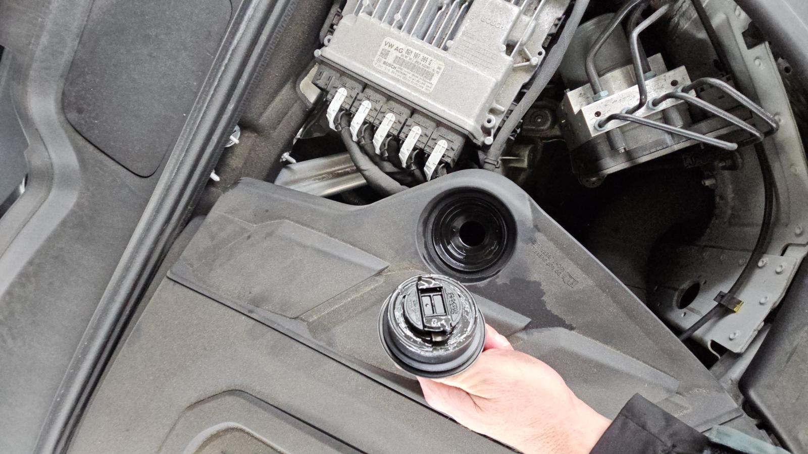 2023 Porsche Cayenne Platinum Edition AWD