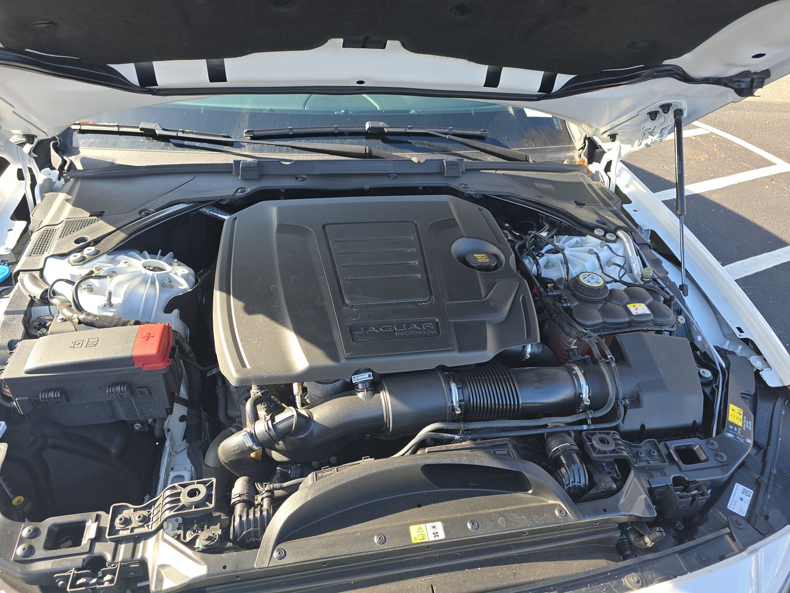 2024 Jaguar XF R-Dynamic SE FWD