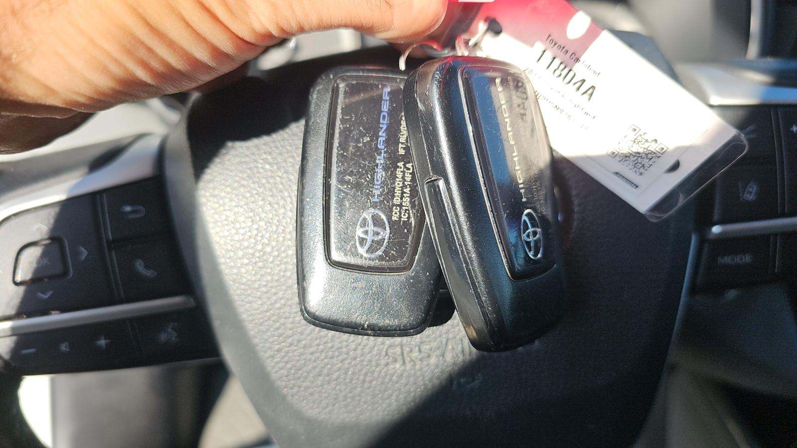 2022 Toyota Highlander Platinum AWD