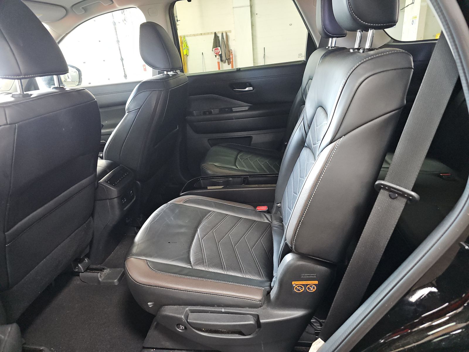 2023 Nissan Pathfinder Platinum AWD