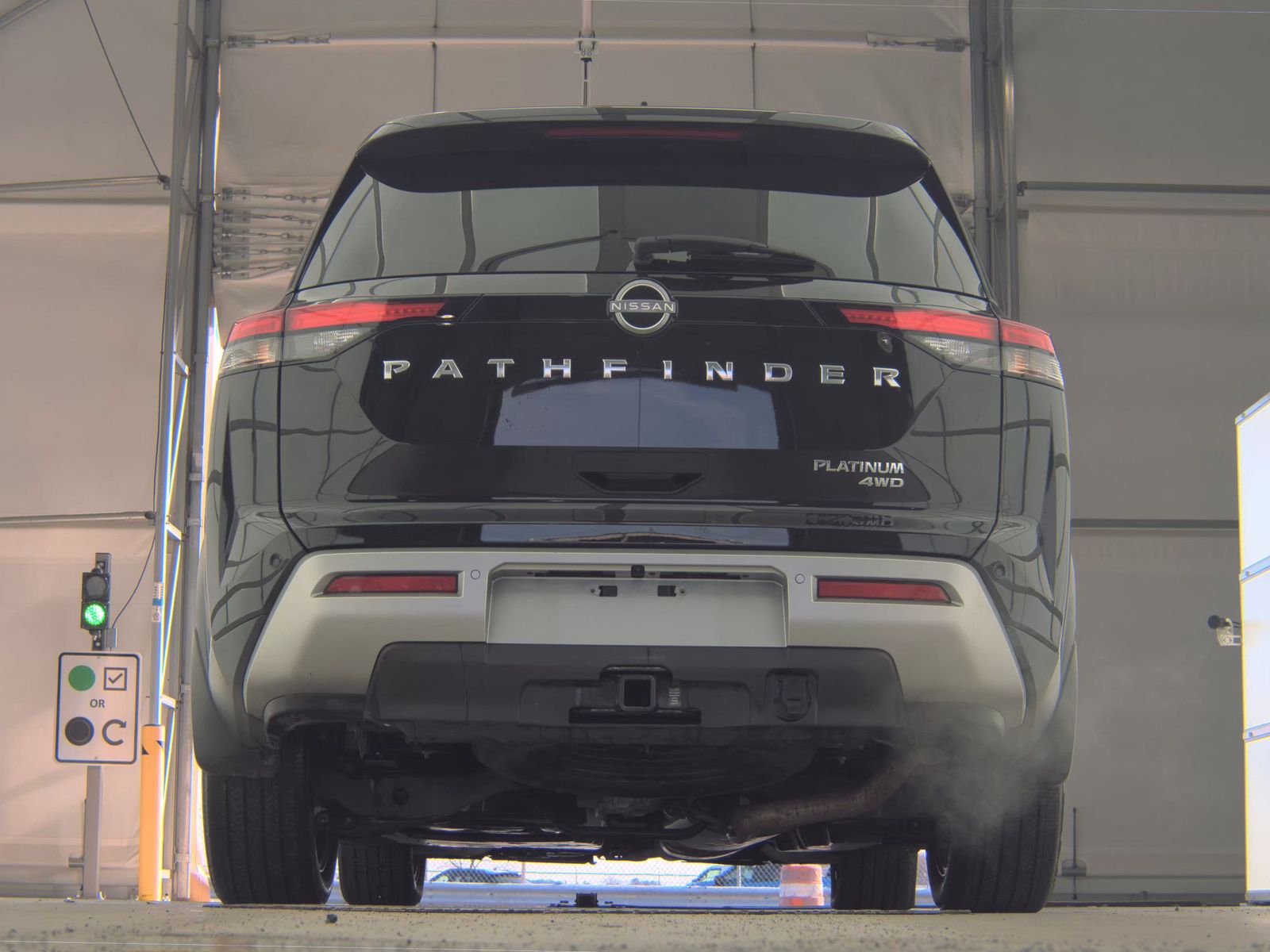 2023 Nissan Pathfinder Platinum AWD