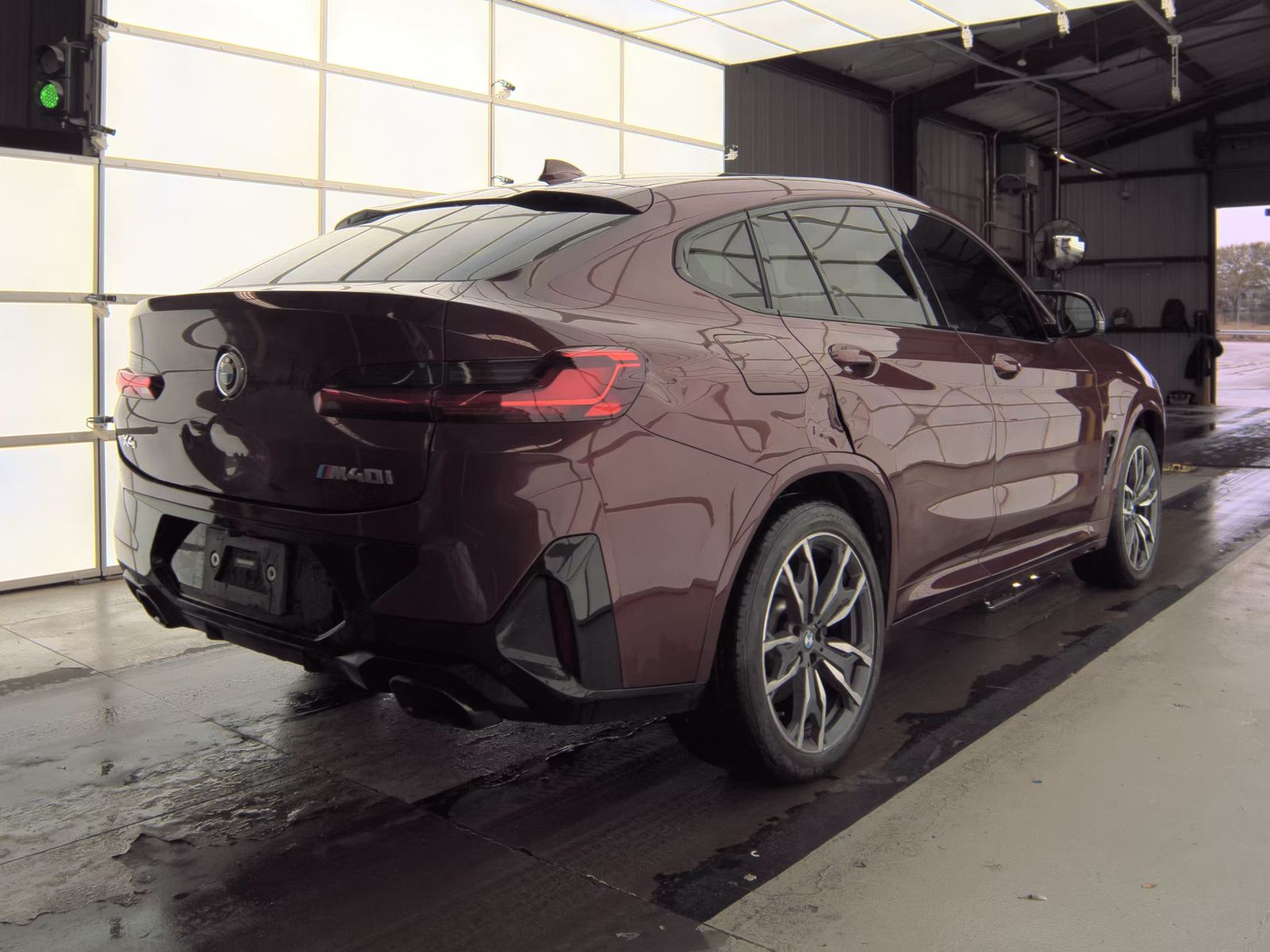 2022 BMW X4 M40i AWD