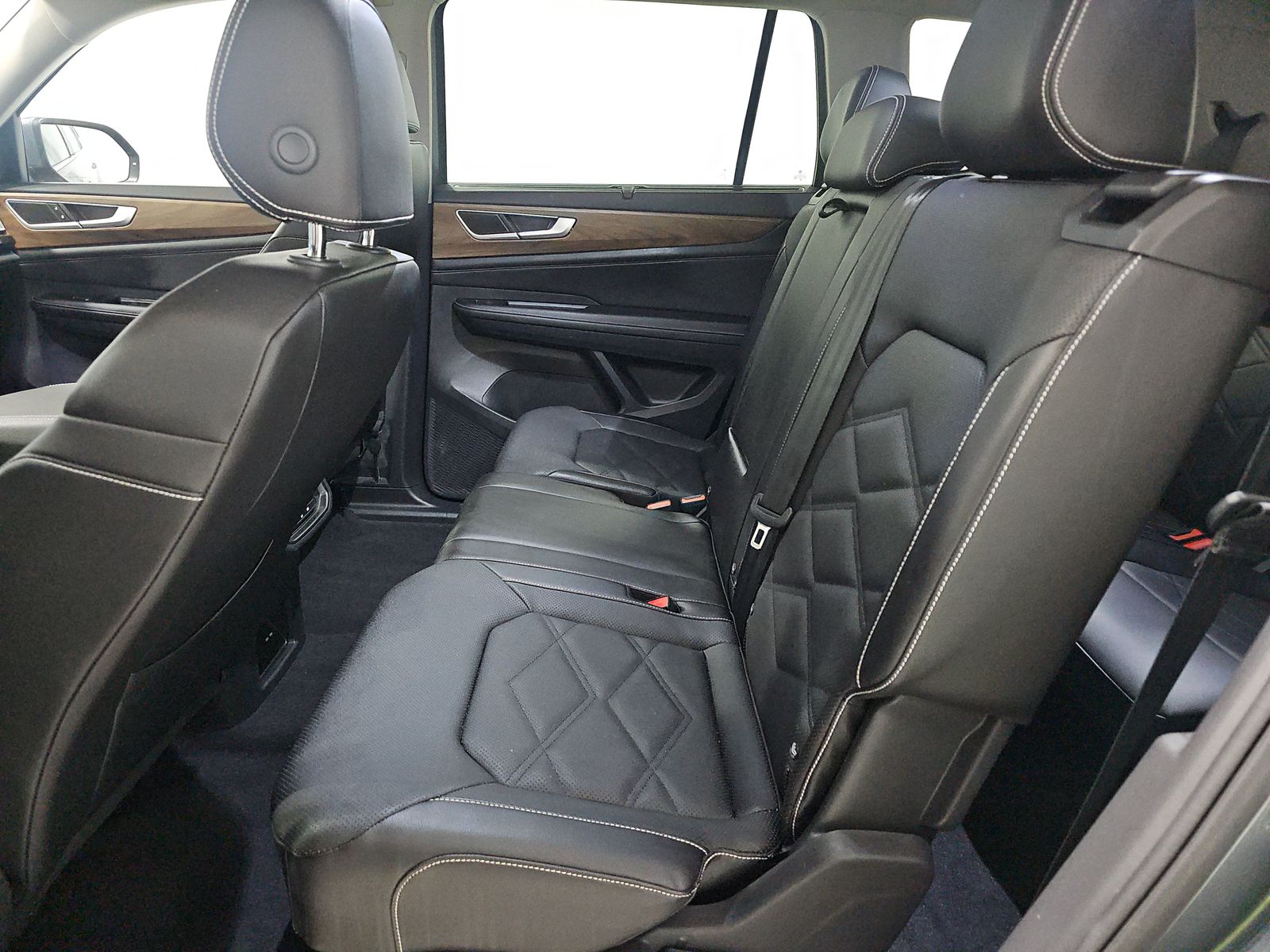 2024 Volkswagen Atlas 2.0T SE AWD