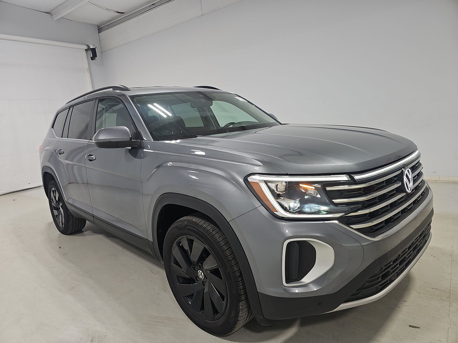 2024 Volkswagen Atlas 2.0T SE AWD