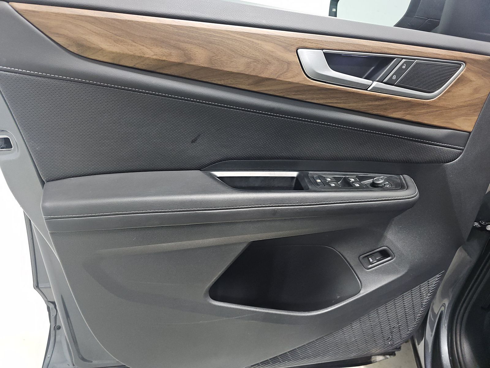 2024 Volkswagen Atlas 2.0T SE AWD