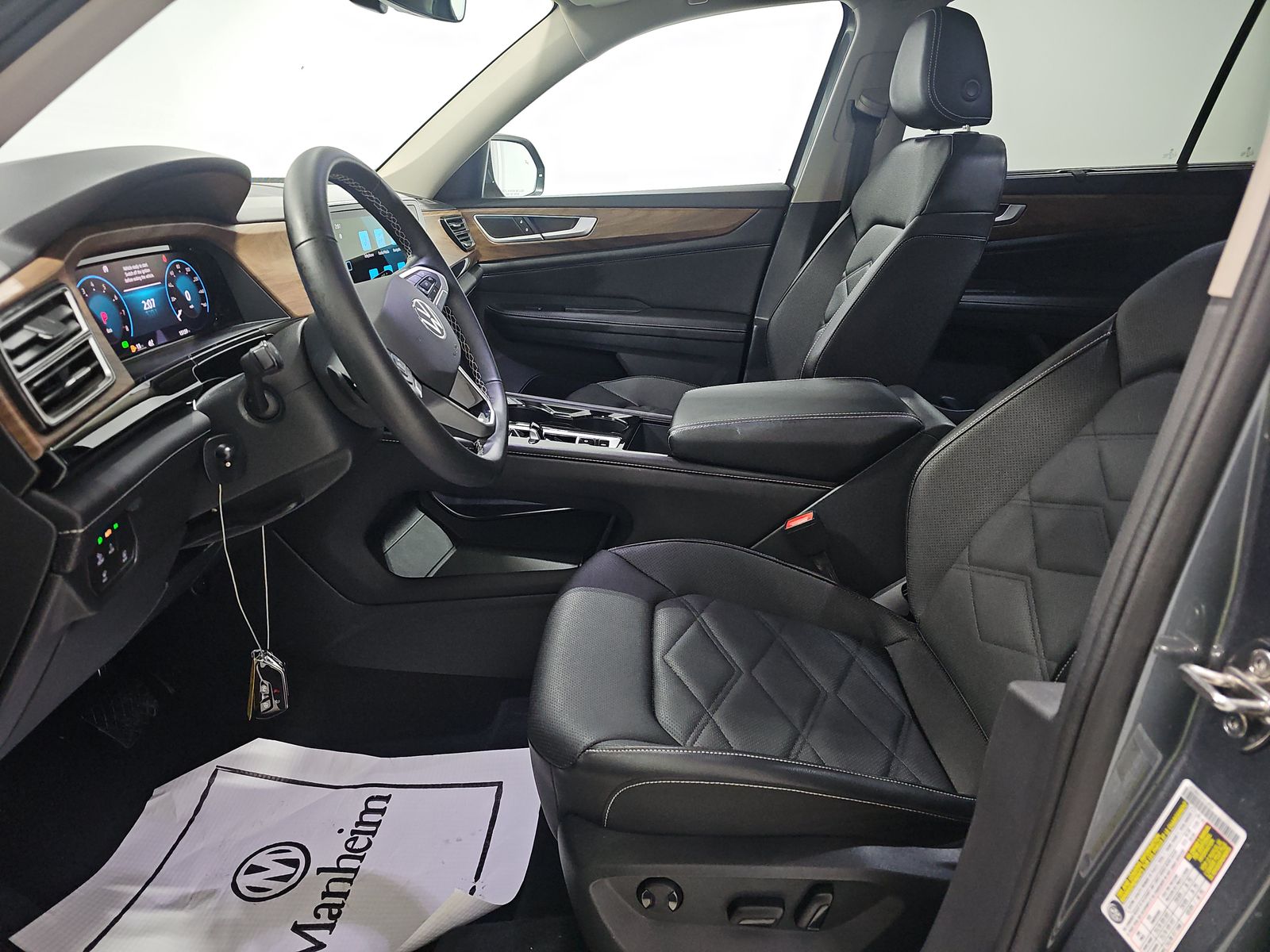 2024 Volkswagen Atlas 2.0T SE AWD