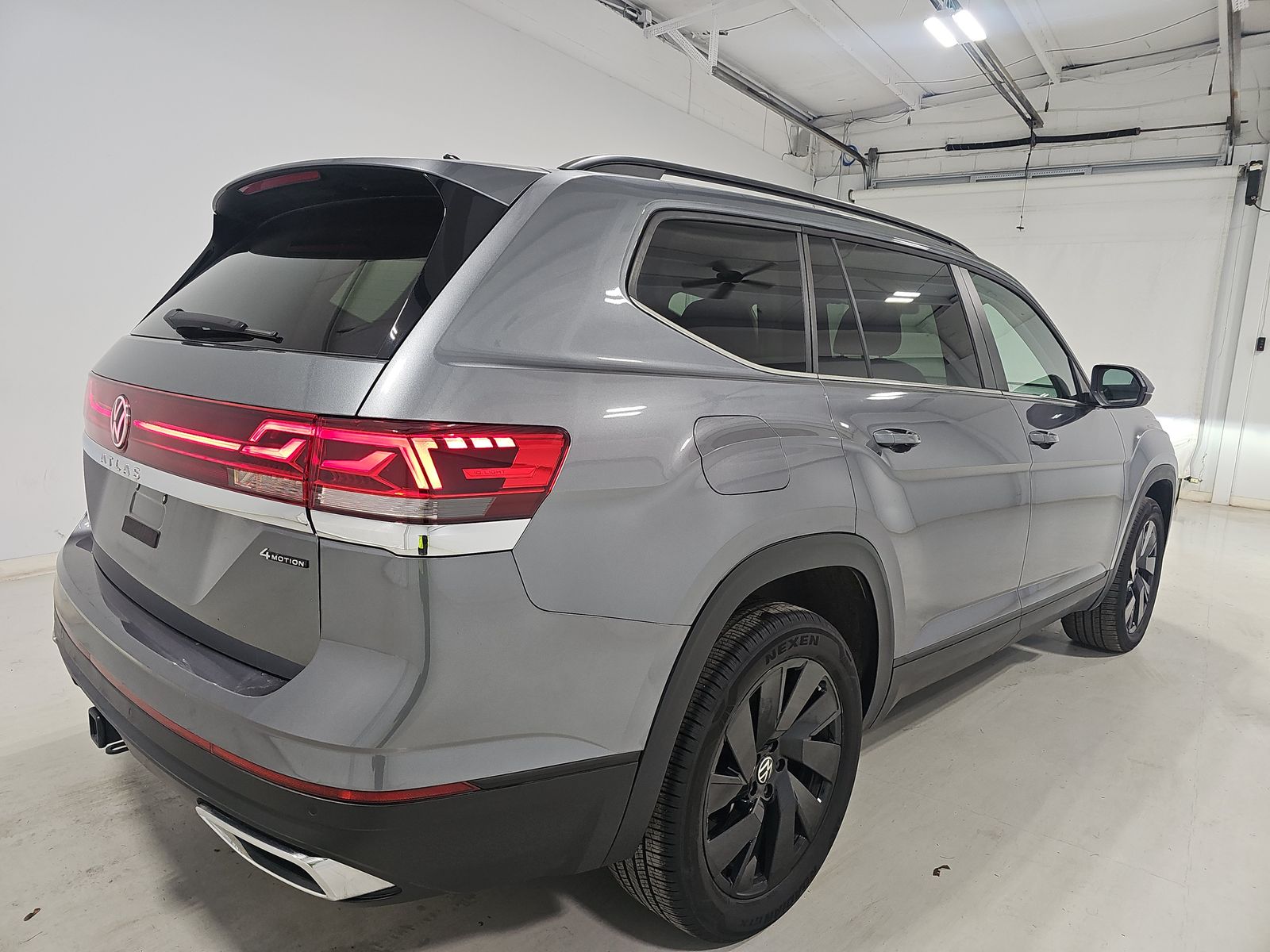 2024 Volkswagen Atlas 2.0T SE AWD