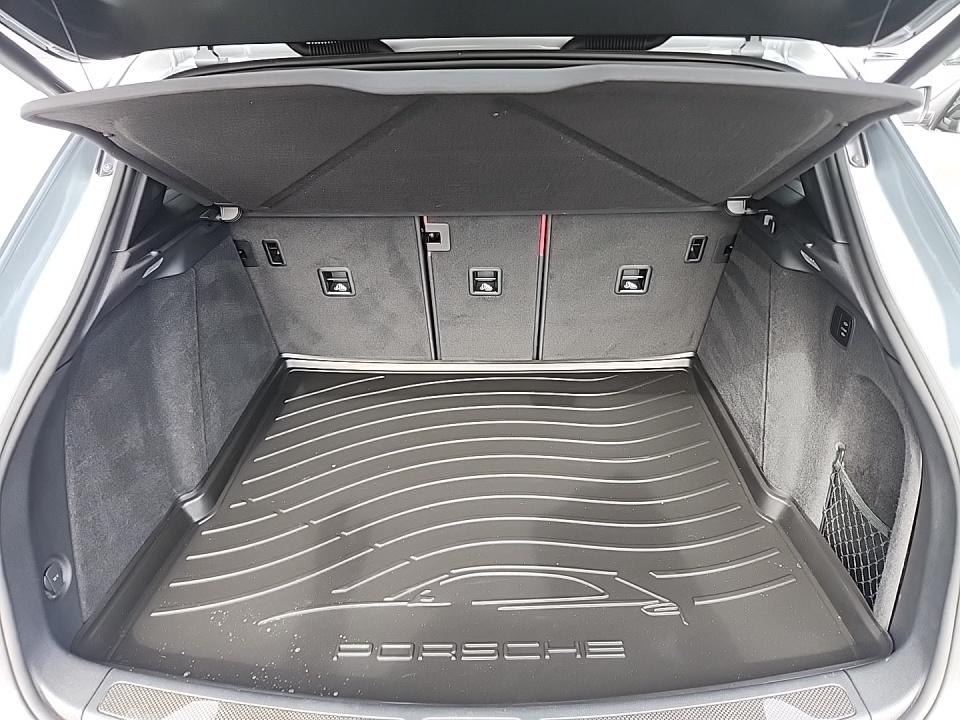 2023 Porsche Macan GTS AWD