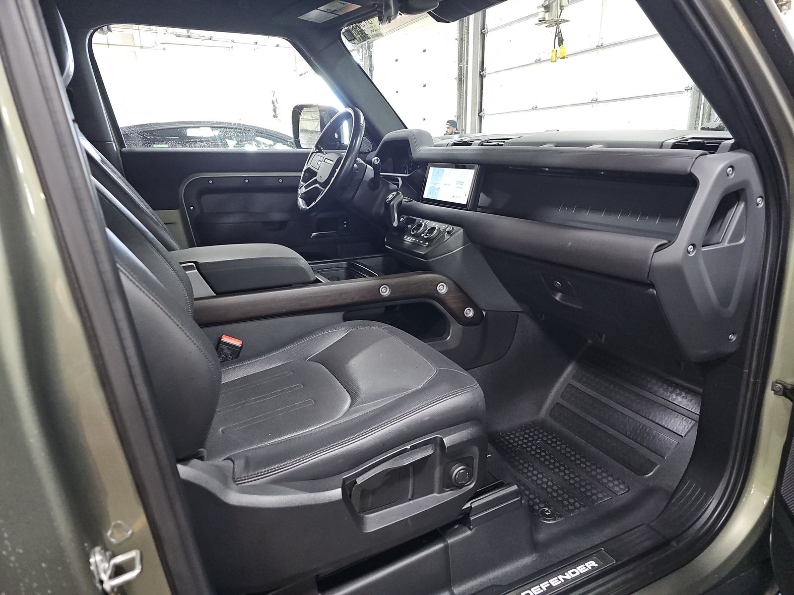 2022 Land Rover Defender 90 X-Dynamic S AWD