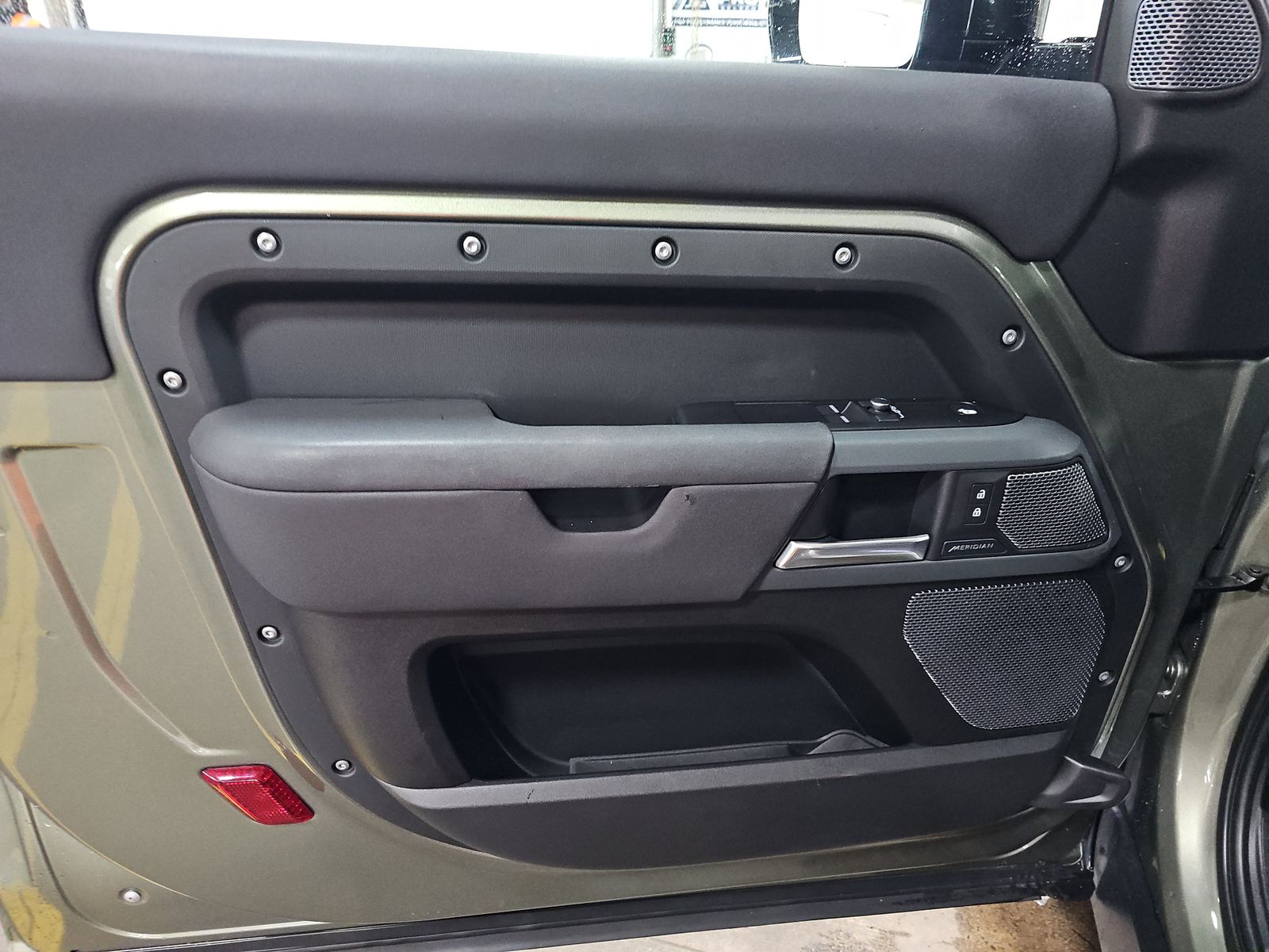 2022 Land Rover Defender 90 X-Dynamic S AWD