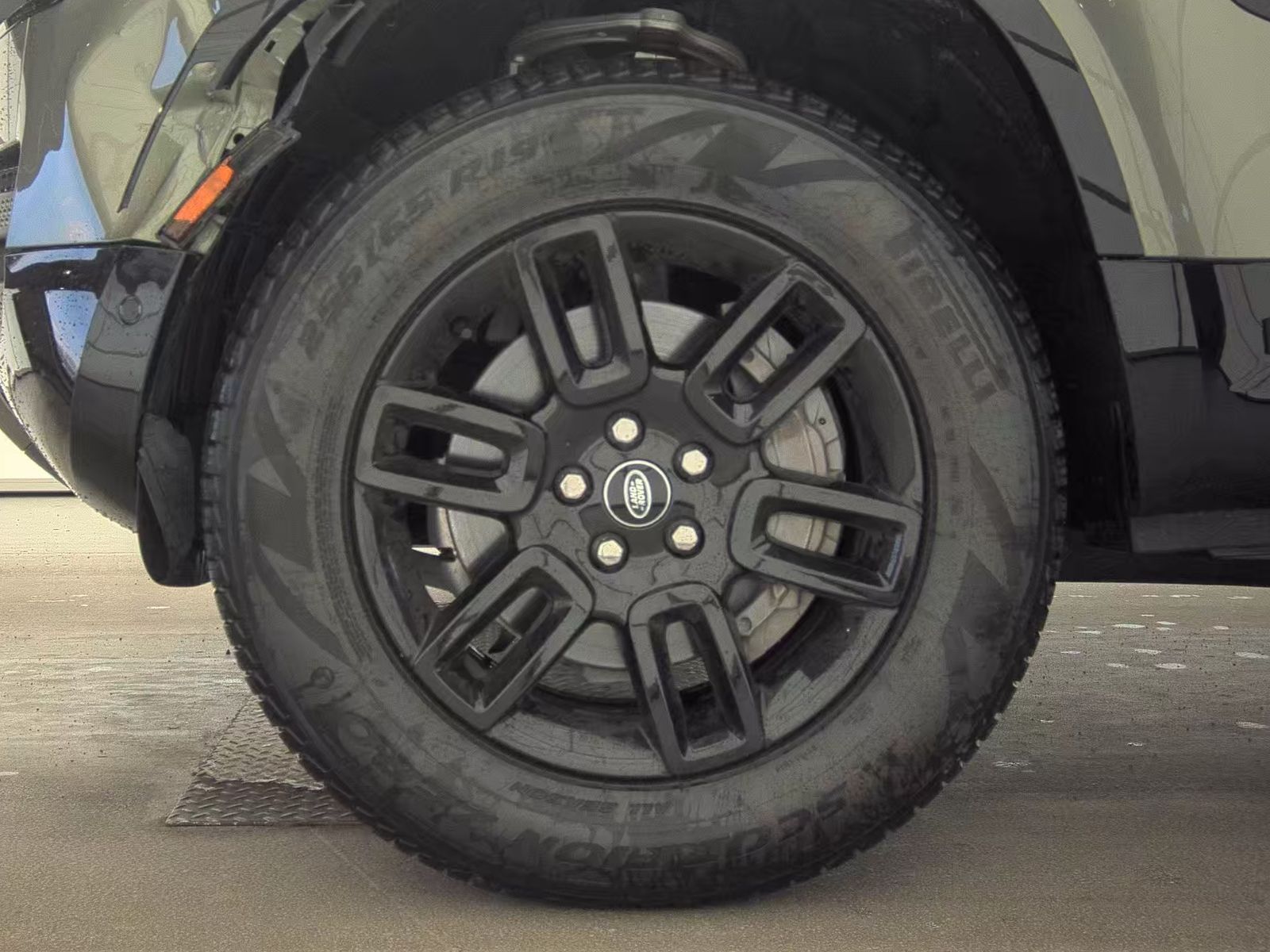 2022 Land Rover Defender 90 X-Dynamic S AWD