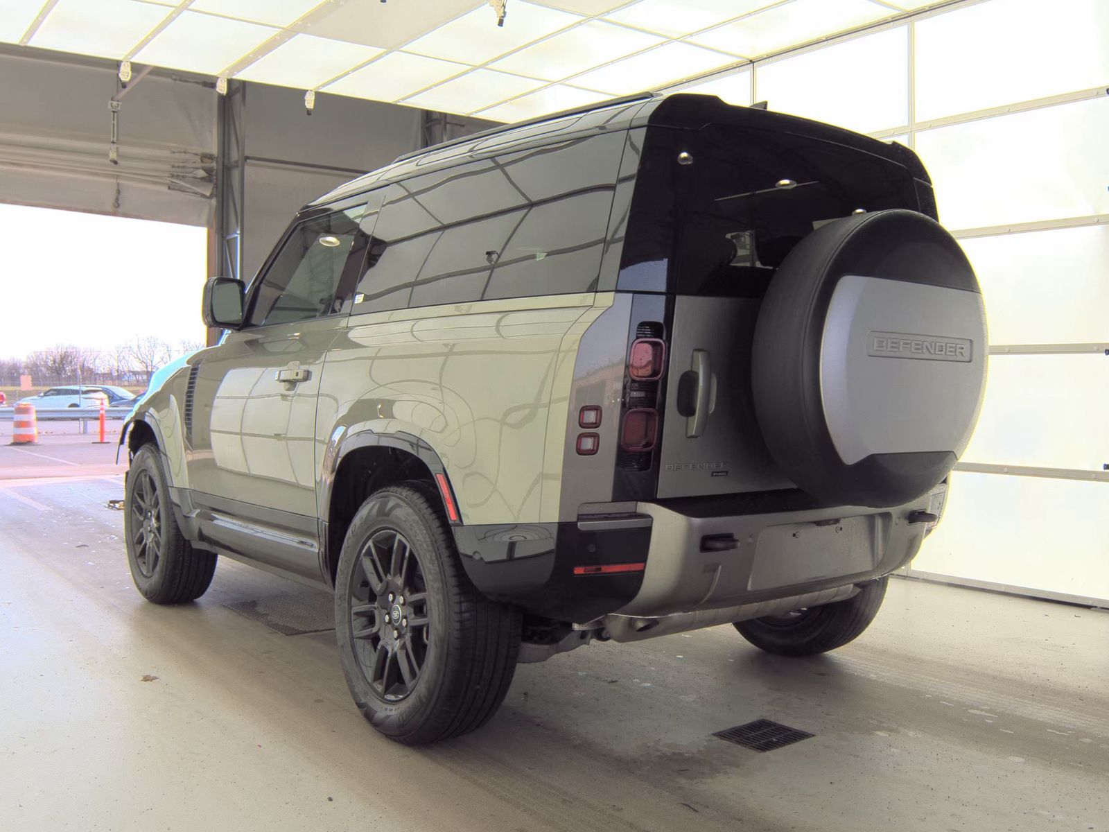 2022 Land Rover Defender 90 X-Dynamic S AWD