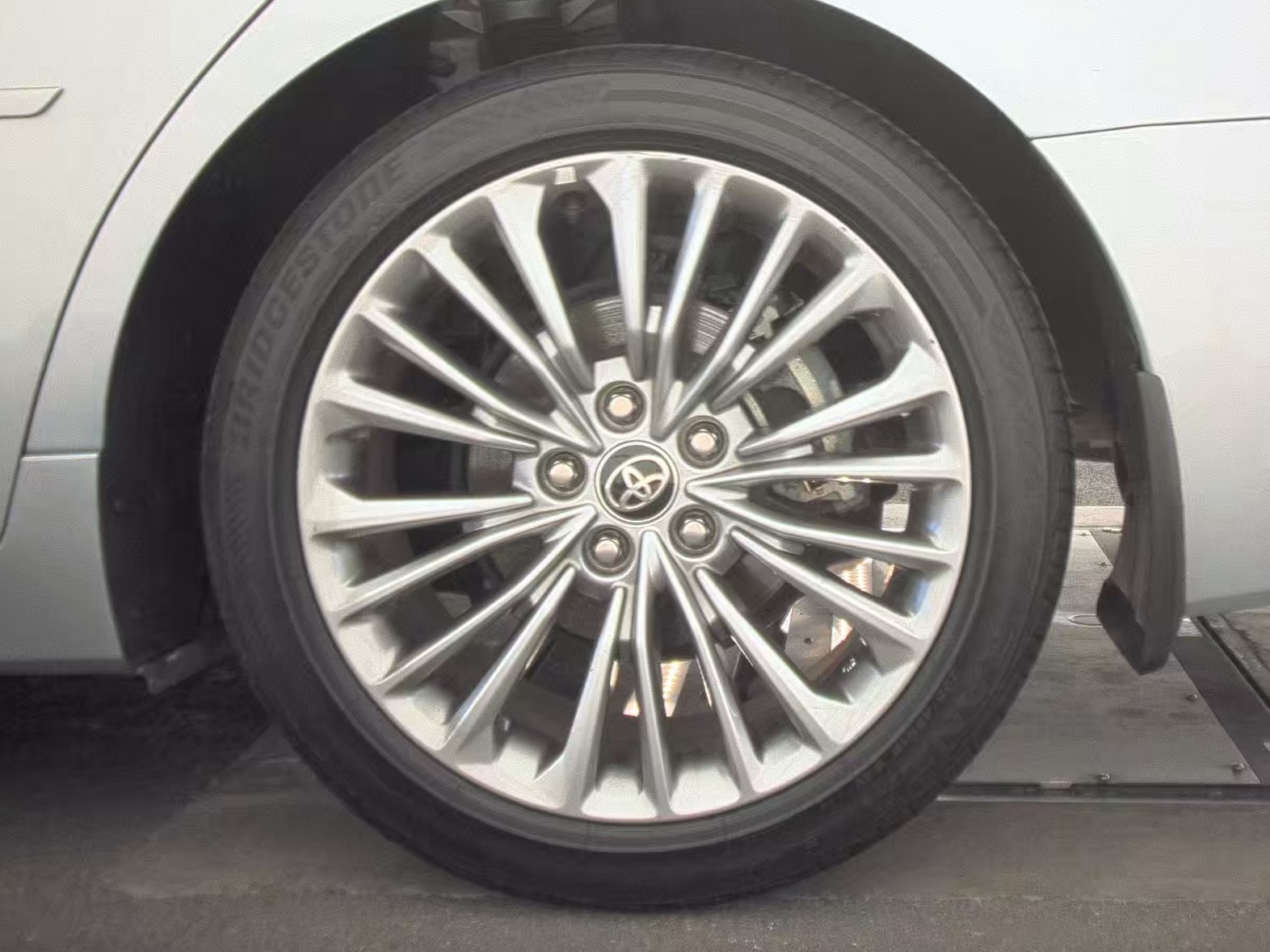 2022 Toyota Avalon Limited FWD