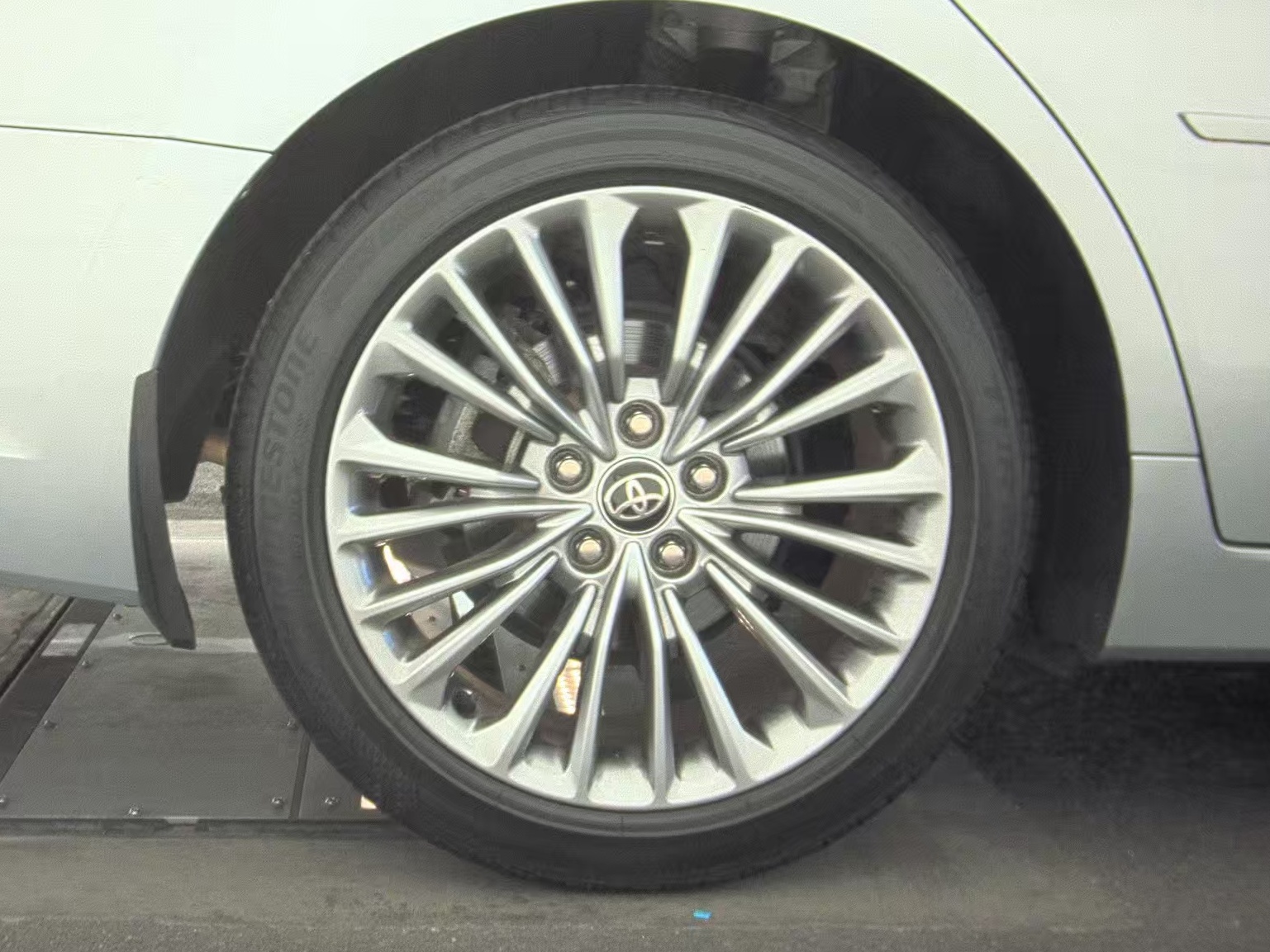 2022 Toyota Avalon Limited FWD