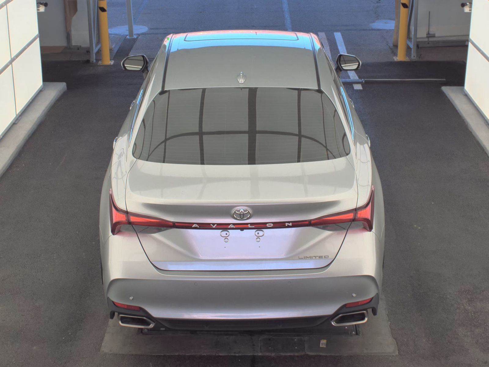 2022 Toyota Avalon Limited FWD