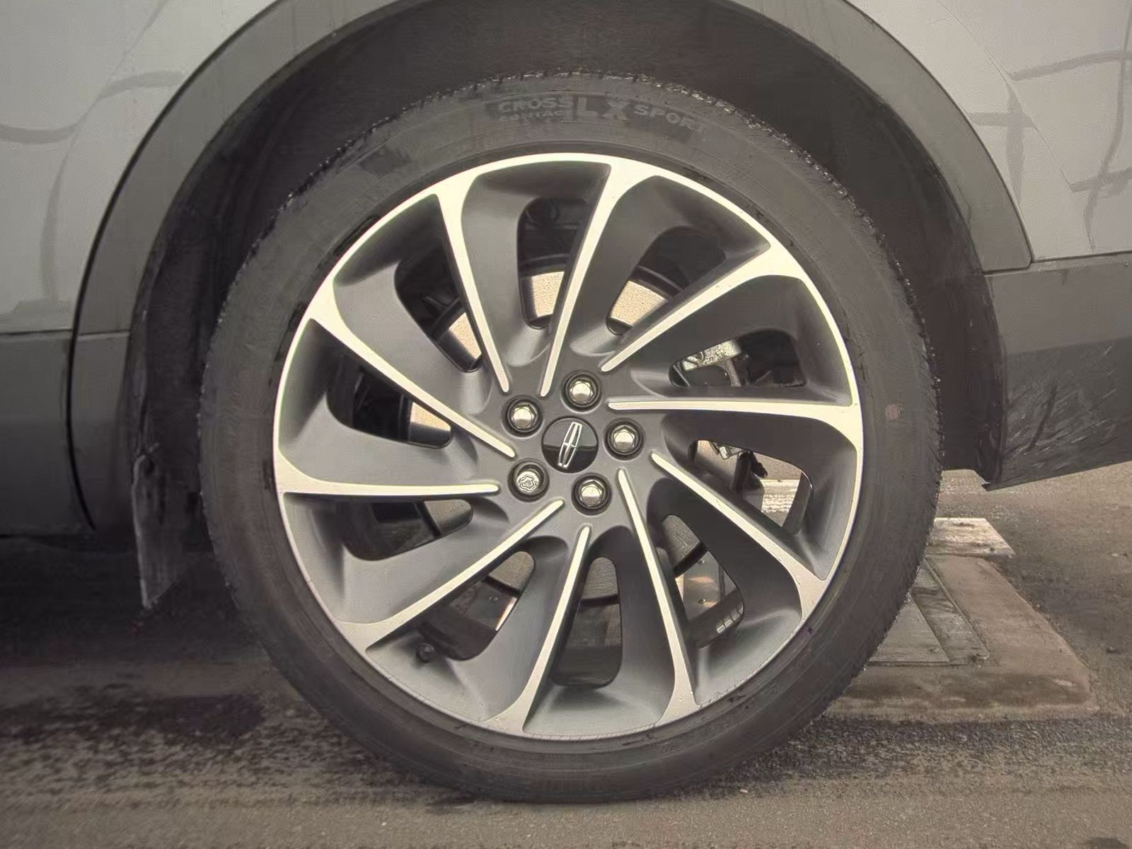 2022 Lincoln Nautilus Reserve AWD