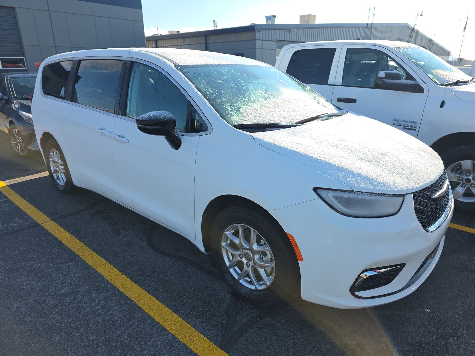 2024 Chrysler Pacifica Touring L FWD