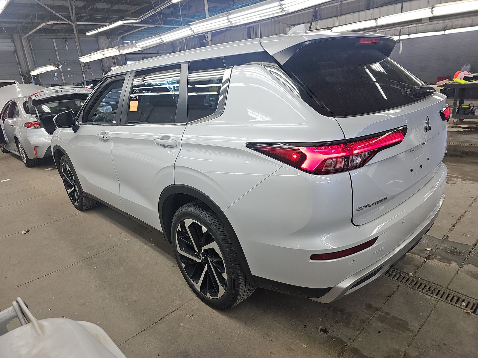 2024 Mitsubishi Outlander SE AWD