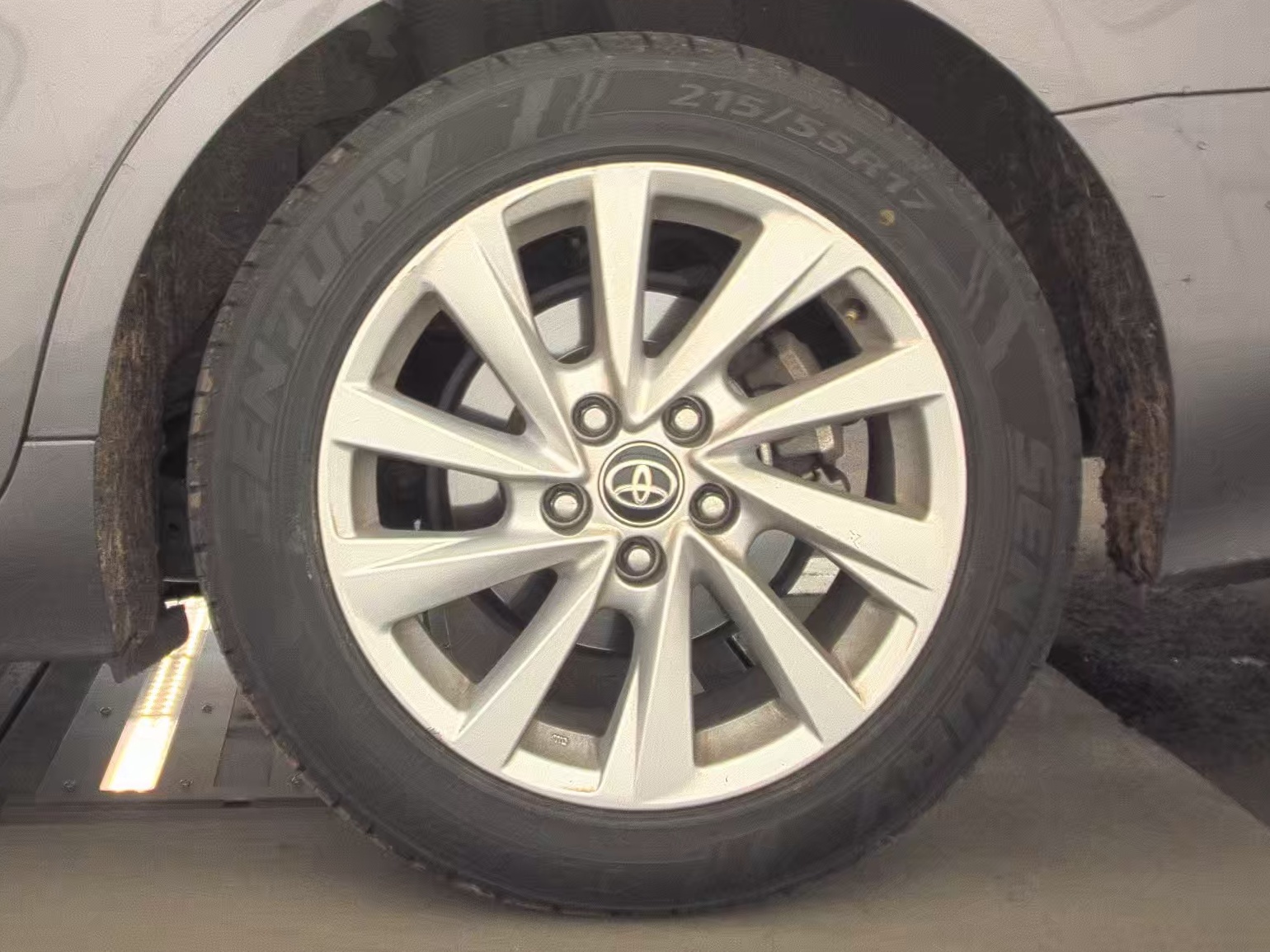 2024 Toyota Camry LE AWD