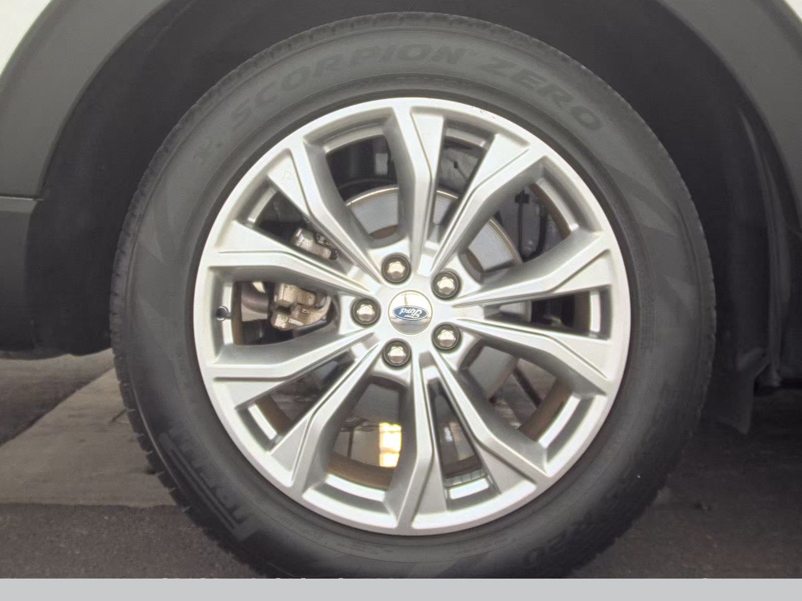 2022 Ford Explorer Limited RWD