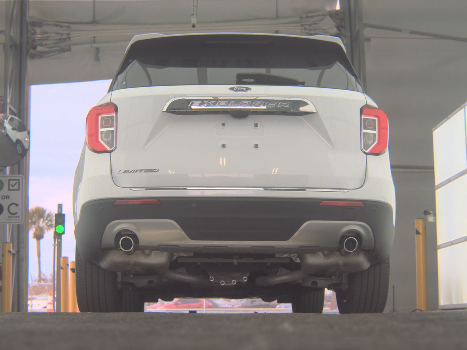 2022 Ford Explorer Limited RWD